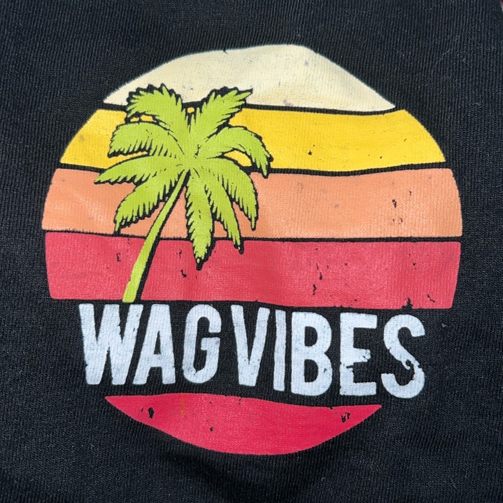 🌟NWT🌟 Pawsitively Fun! Wag Vibes Pet T-Shirt - Picture 3 of 6